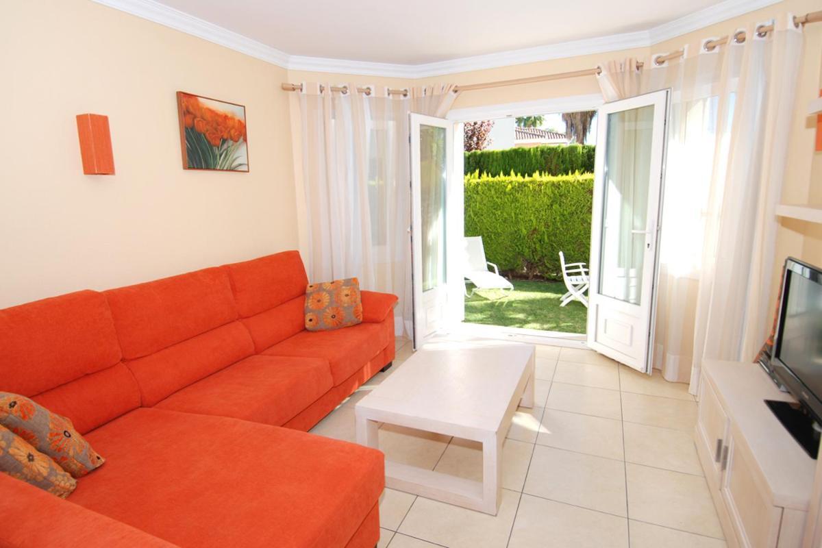 Villa Gaudi Oliva Luaran gambar
